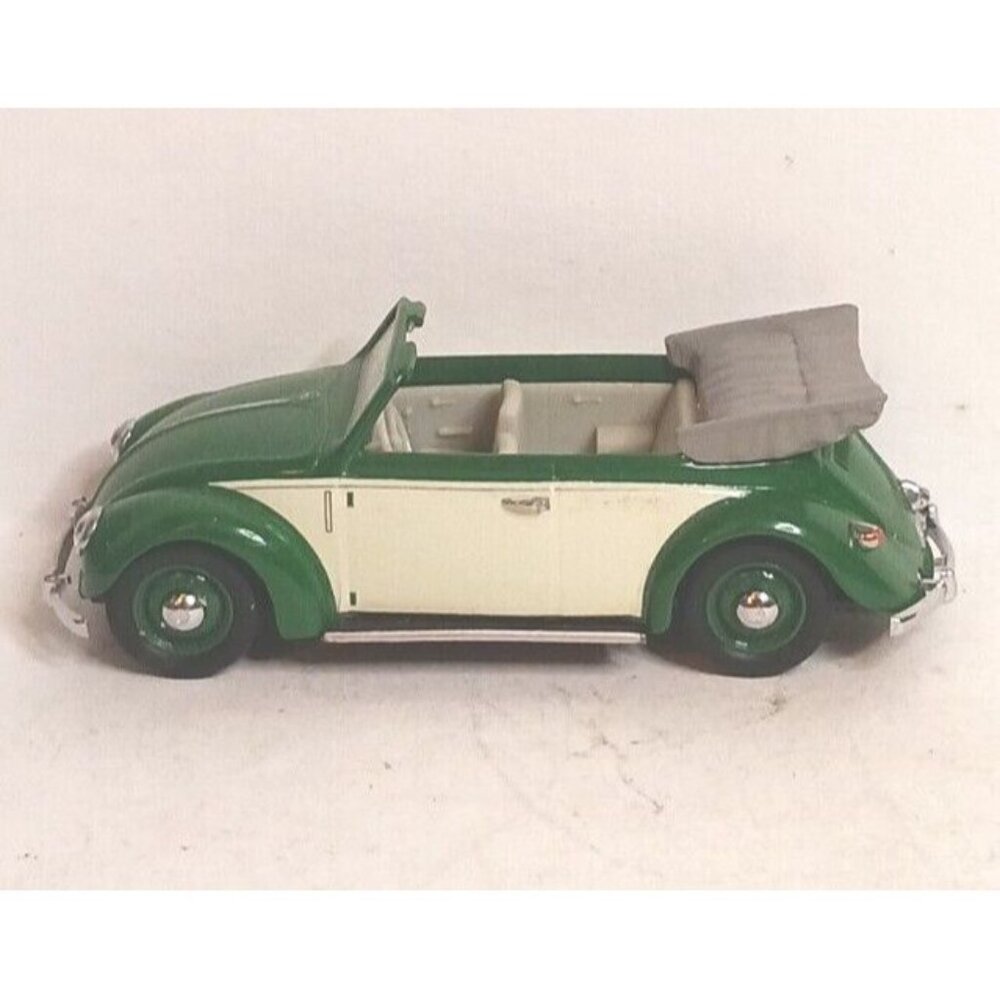 Volkswagon VW Beetle Convertable Vitesse 1:43 Green Excellent Condition